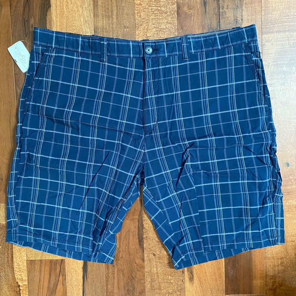 Threads by Saks Fifth Avenue men’s shorts